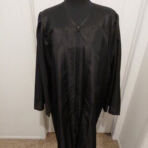 Black Graduation/Commencement. Robe